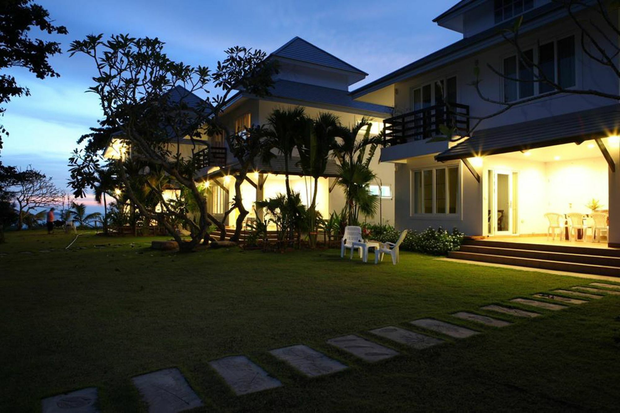 Wang Kaew Resort ラヨーン エクステリア 写真